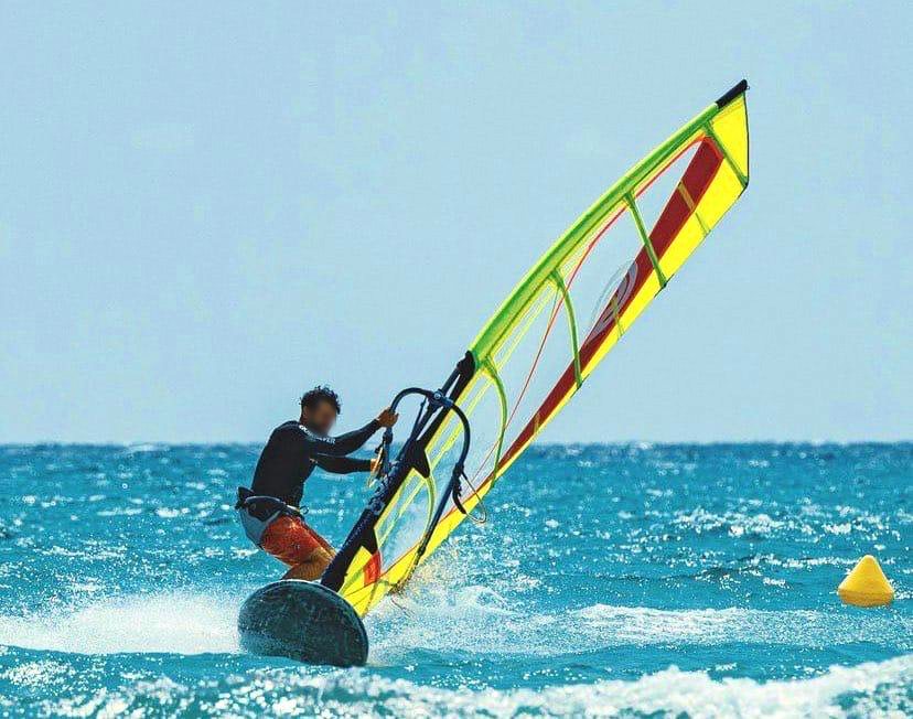 Windsurf en la Costa Dorada